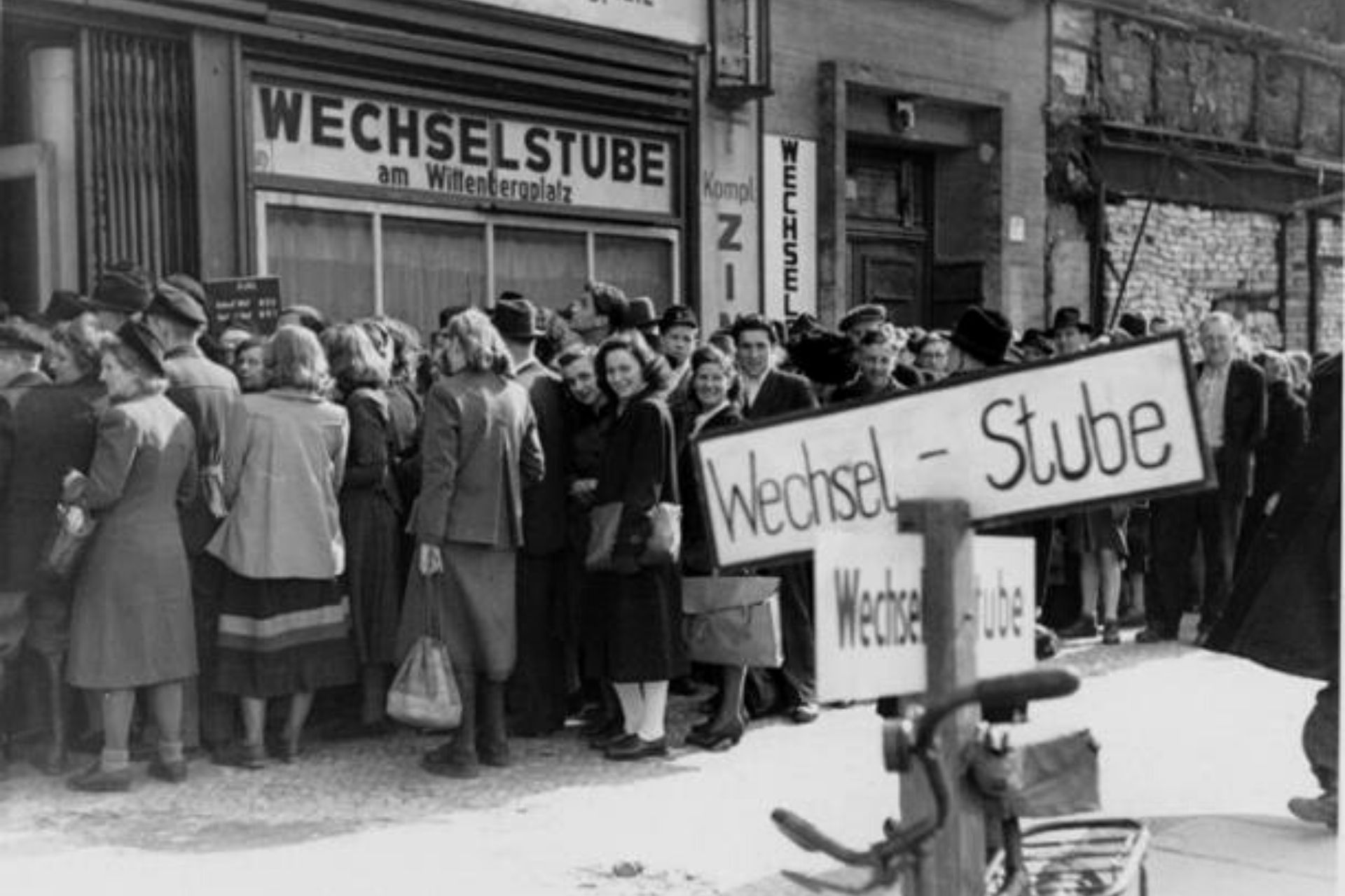 Galerie-der-verschwundenen-Geschichten_Währungsreform